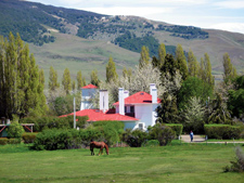 Chile-Patagonia / Torres del Paine-Torres del Paine - Estancias Ride